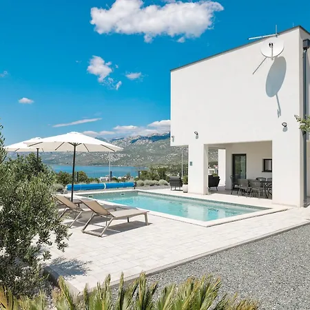 Stellante * Jasenice (Zadar)