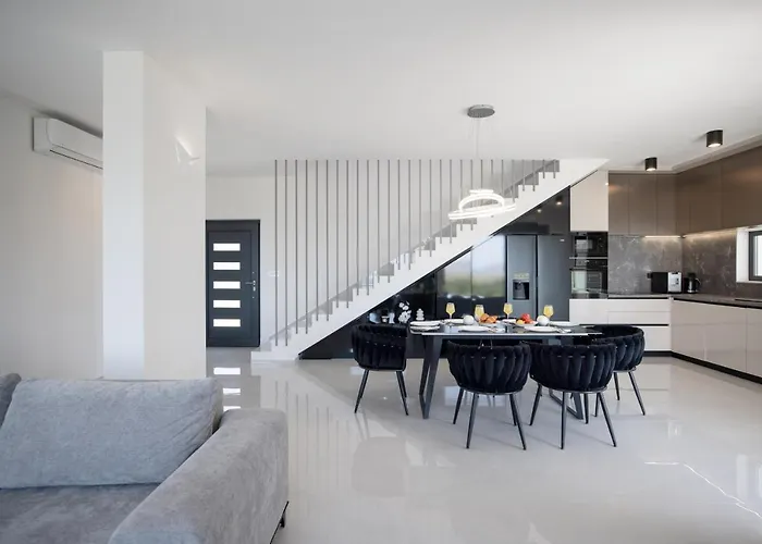 Вилла Stellante Ясенице