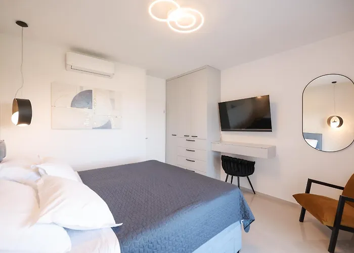 Stellante Вилла