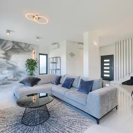 Stellante * Jasenice (Zadar)